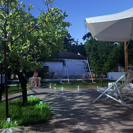 Feriehus Charming By The Sea Nea Kallikrateia